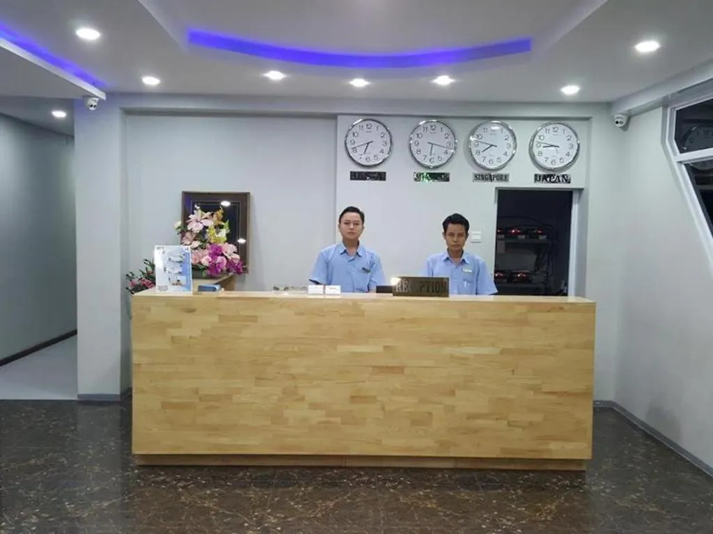 **  יאנגון Asian Smile Hotel מיאנמר