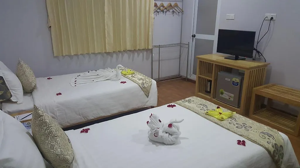 **  יאנגון Asian Smile Hotel מיאנמר