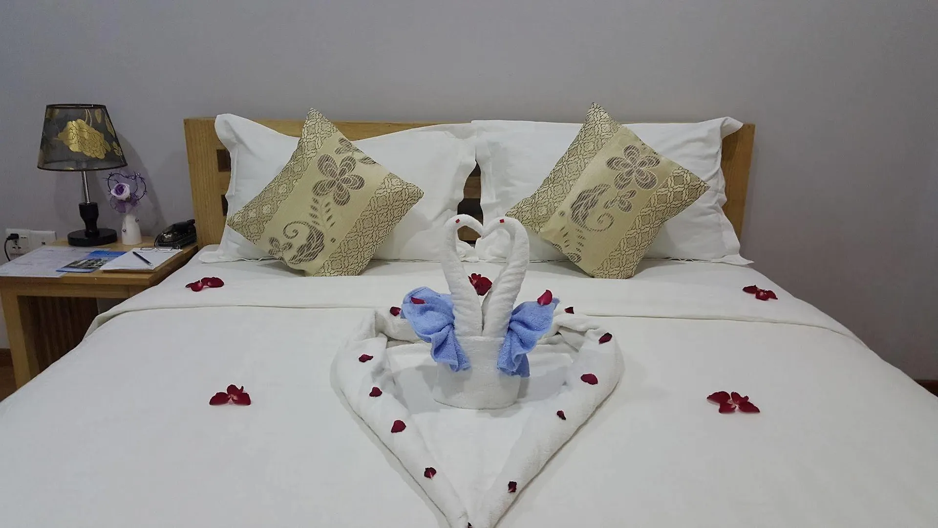 יאנגון Asian Smile Hotel